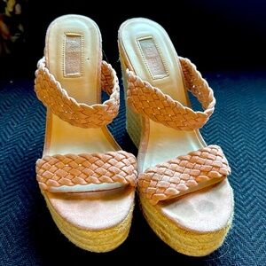 Rose braided strap wedges